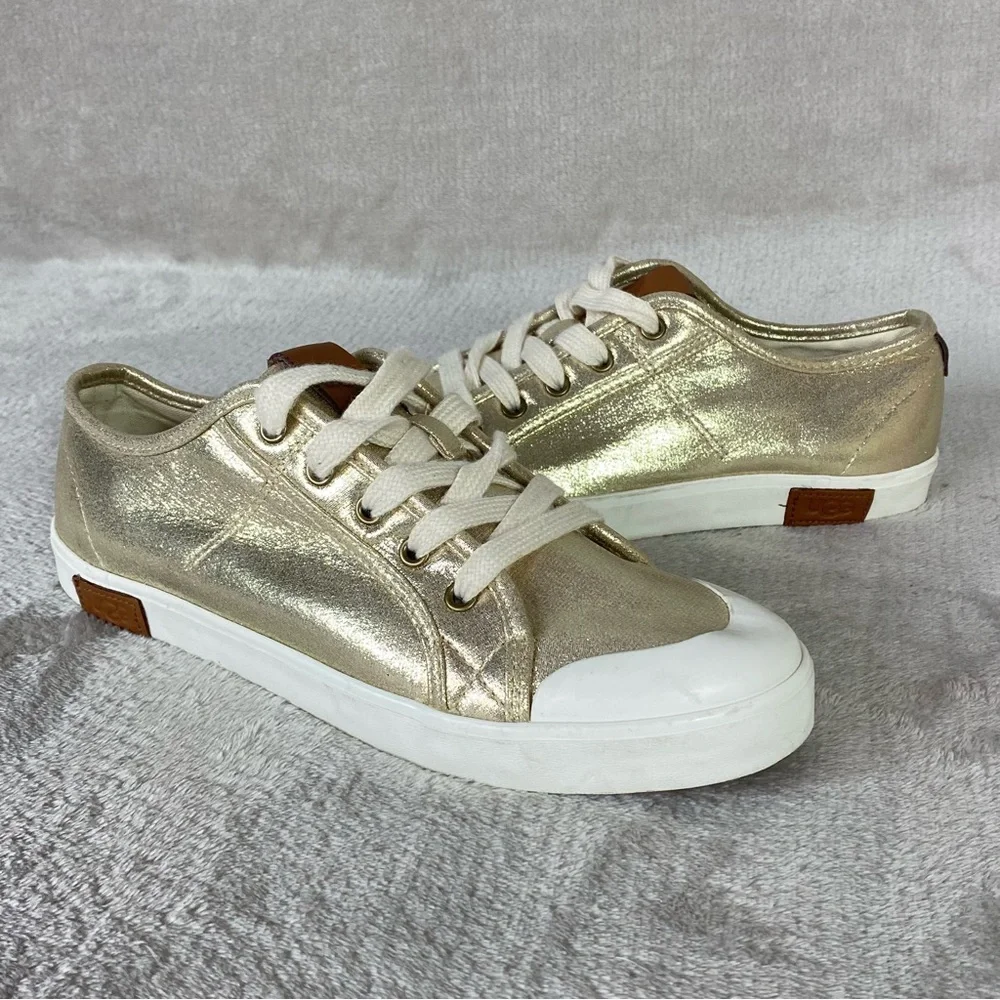 UGG‎ Shoes Girls Size 6 Gold Metallic Low Top Lace Up Casual Sneakers 1011823K
